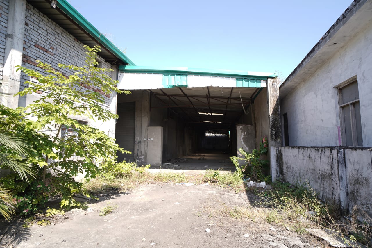 Factory land & building situated at Dehradun-Chandigarh Highway