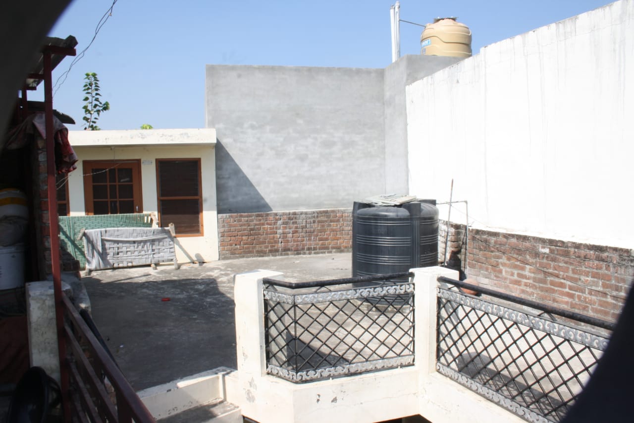 Beautifully constructed double storeyed house