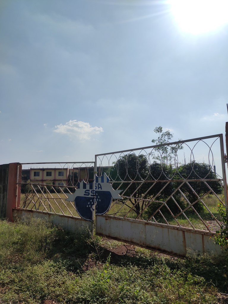 SCHOOL BUILDING AREA 1.265 HECTARE