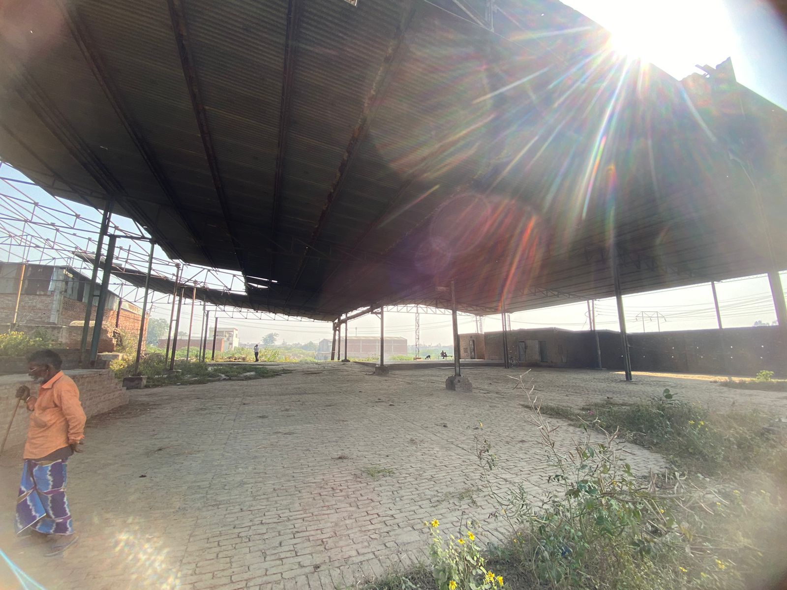 PROPERTY AT ATTRACTIVE PRICES UNDER BANK’s POSSESSION