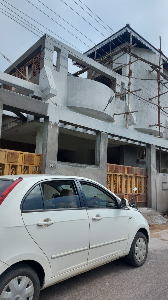 3840SQFT OF LAND WITH BUILDING