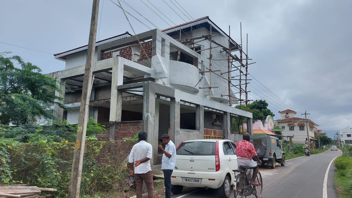 3840 SQFT OF LAND WITH BUIDLING