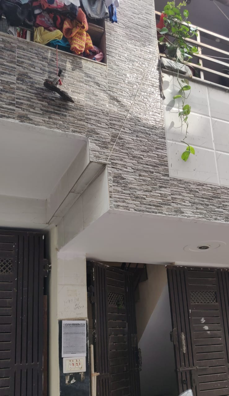BUILDING FRONT VIEW
